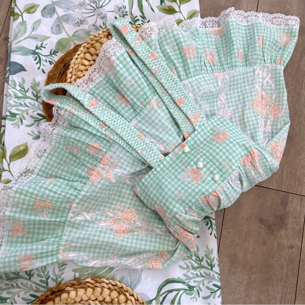 Vintage Youngland Girls Gingham Smocked Dress Lace Trim Floral Ribbon Patterned